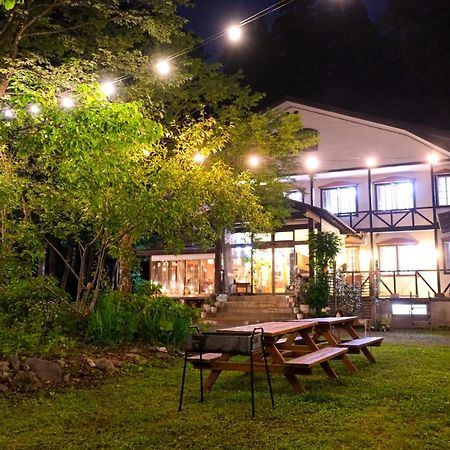 Kizuna Lodge & Bbq Centre Hakuba Zewnętrze zdjęcie